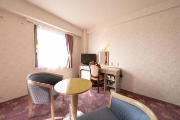 Main Hotel   Vacation Stay 85438v
