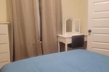 پانسیون Chateau De Woodlawn   Room Ii   Le Parisienne