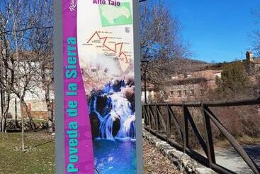 پانسیون Hostal Rural Alto Tajo Poveda