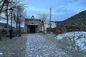 پانسیون Hostal Rural Alto Tajo Poveda
