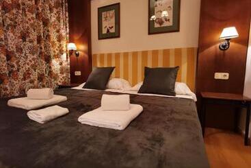 پانسیون Hostal Rural Alto Tajo Poveda