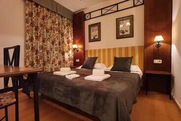 پانسیون Hostal Rural Alto Tajo Poveda