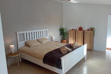 تختخواب و صبحانه Casa Nuestro Sueño