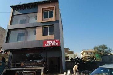 Collection O Hotel Ace Inn