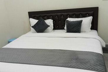 Collection O Hotel Ace Inn