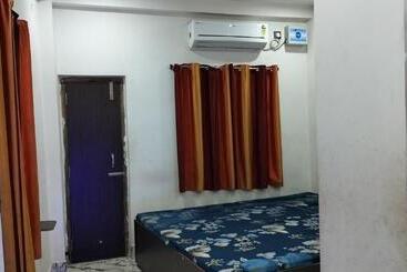 Отель Baidyanath Ashram