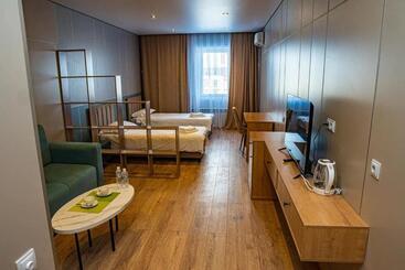 هتل Fly Apartment
