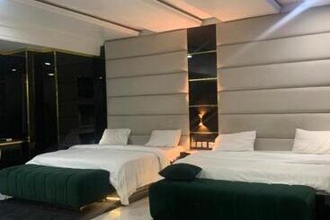 هتل Gt Guesthouse