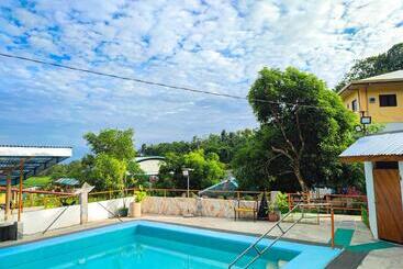 هتل Juanito S Resort
