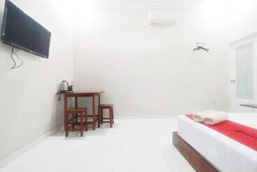 هتل Reddoorz Syariah Near Stasiun Purwokerto