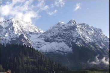 호텔 Scenery sonmarg