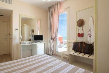 هتل Villa Sirena Numana