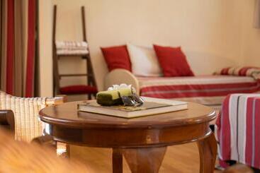هتل Villa Sirena Numana