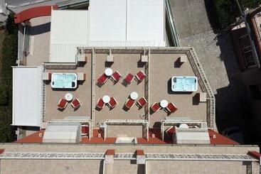 هتل Villa Sirena Numana