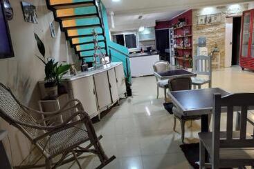 پانسیون Hostel Ezeiza
