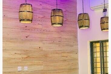 پانسیون House 7a