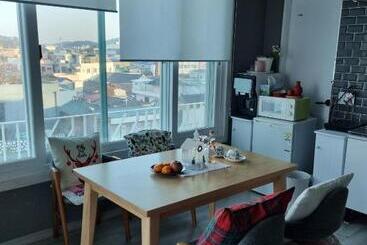 پانسیون Moonlight Hill Guesthouse