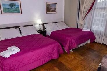 پانسیون Oriente Hostal