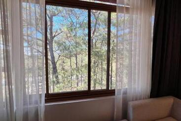Relaxing Forest View At Forest Lodge Hotel, Cjh Private Unit 554