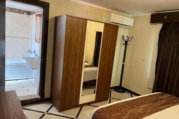 Al Morgan Resorts
