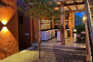 تختخواب و صبحانه Las Dunas Beach Guest House