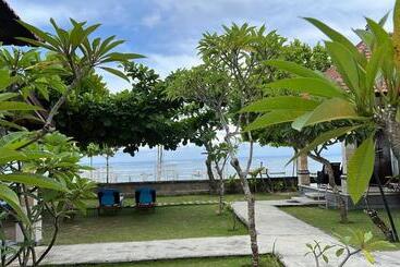 تختخواب و صبحانه The Blue Yogi Beach Bungalow