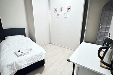 Glr Otel