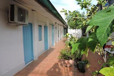 هتل Colonial