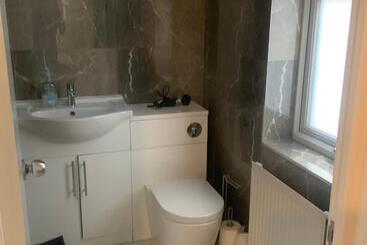 هتل The London En Suite