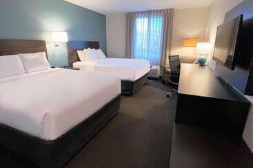 هتل La Quinta Inn & Suites By Wyndham Wenatchee