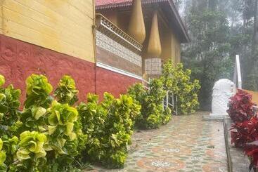 هتل Nature S Cradle Resort