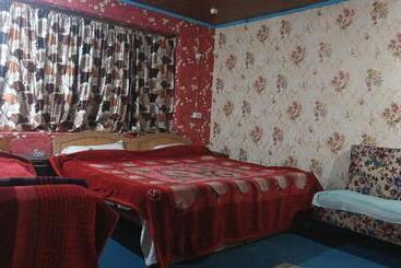 هتل New Shalimar Dal Lake