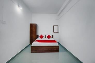 هتل The Mahalaxmi Inn