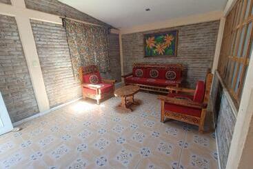 هتل Residencia Cerca Del Mar