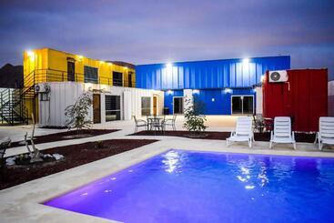 هتل Vagón Resort