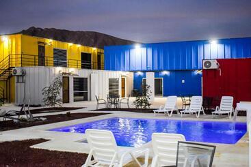 هتل Vagón Resort