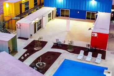 هتل Vagón Resort