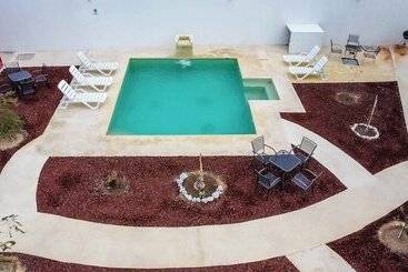 هتل Vagón Resort