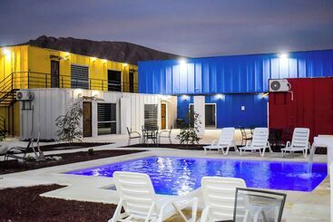 هتل Vagón Resort