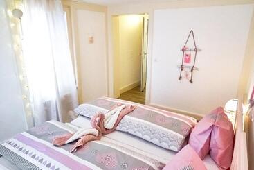 پانسیون Doppelroom With Terrace