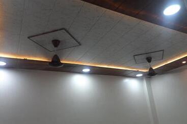 پانسیون Golden Guest House