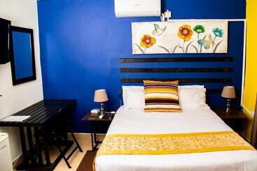 پانسیون Shape Inn Guest House