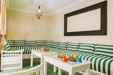 Riad Zazz
