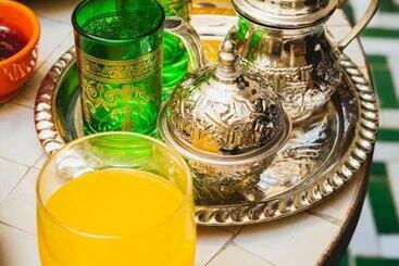 Riad Zazz