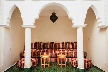 Riad Zazz