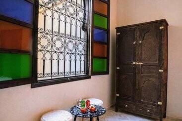 Riad Zazz