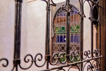 Riad Zazz