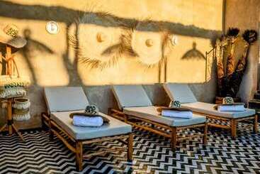 Riad Zazz