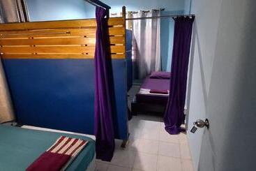 هاستل Knight Residence