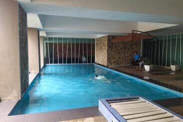 Homestay De’viana Nms Residence